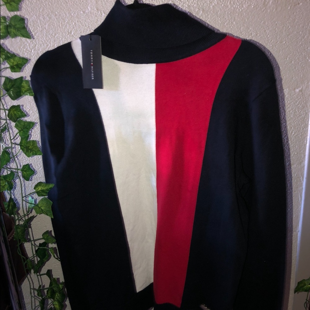 Tommy Hilfigure Turtleneck Long Sleeved Top